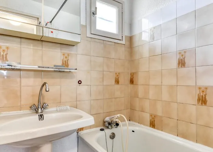 Apartment Eleuthera- 211- Loggia Vitree- 5 Pers *